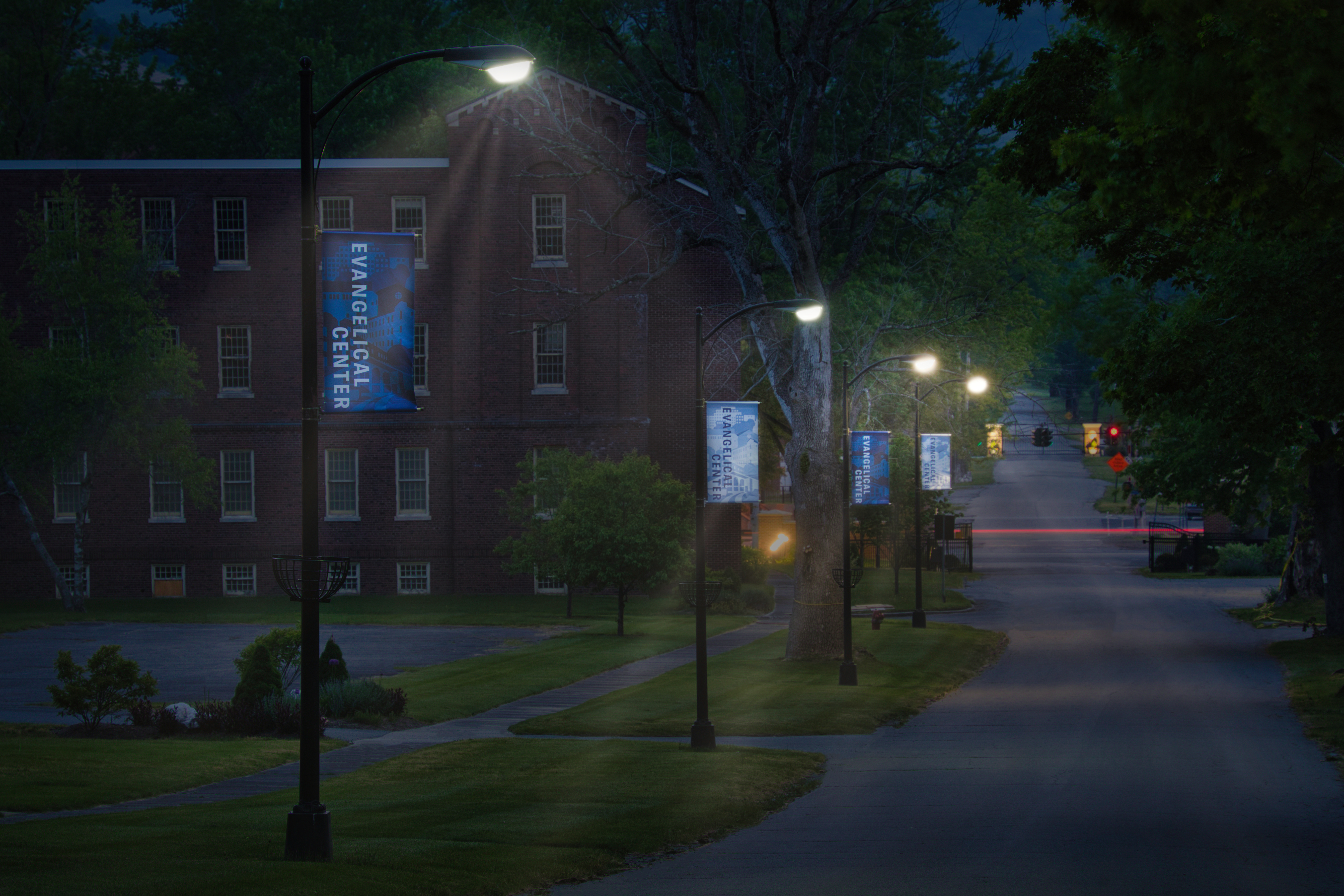 7 - EC Banners (Night)